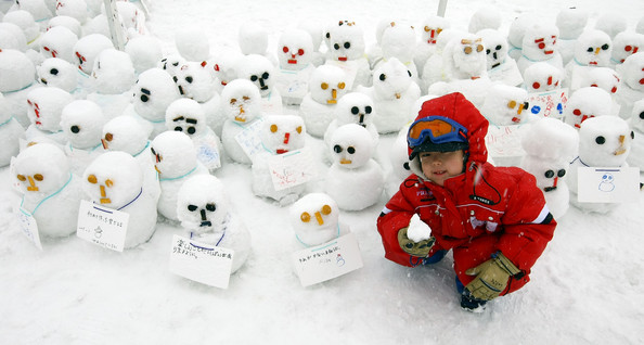 Снежный фестиваль в Японии (19 фото)