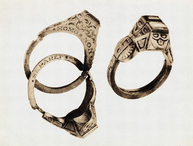 Интересные и необычные кольца (48 фото)