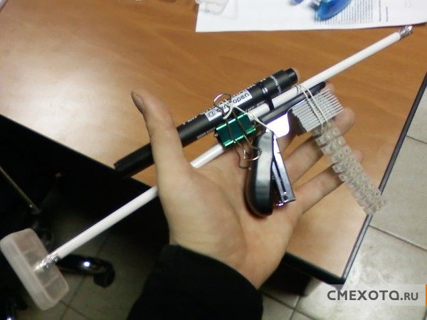 Оружие реального офисного работника (4 фото)