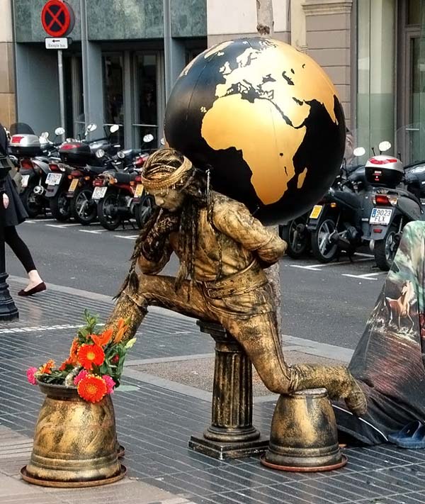 Уличное искусство имитации статуй (17 фото)
