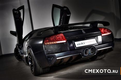 Украшаем Lamborghini Murcielago (17 фото)