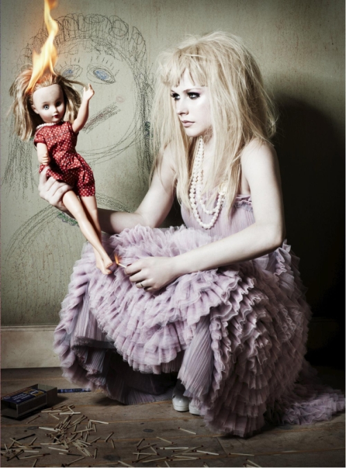 Куколка Аврил Лавин (Avril Lavigne) (8 фото)