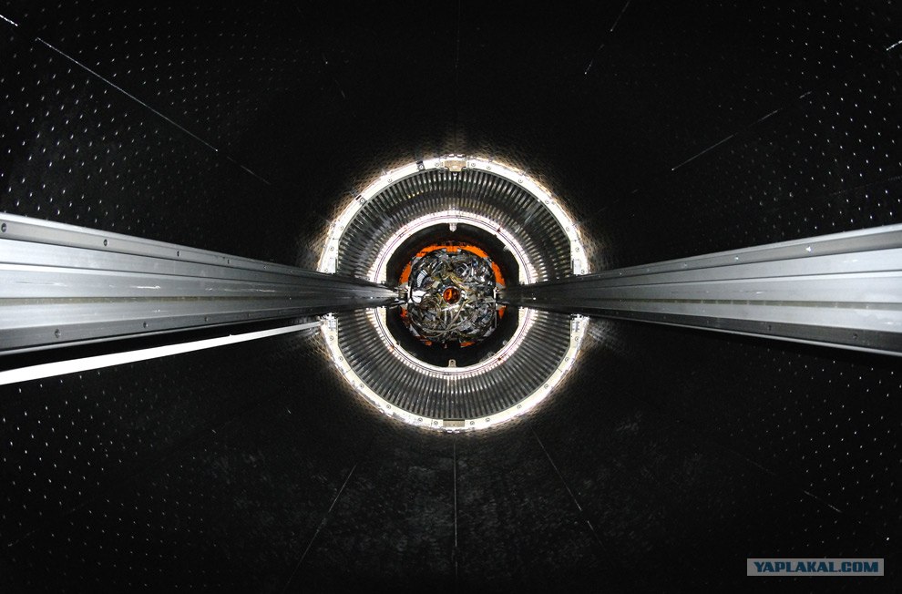 Большой адронный коллайдер, скоро запуск этой машины (20 фото)