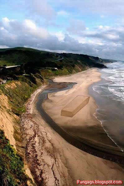 Следы на песке (9 фото)
