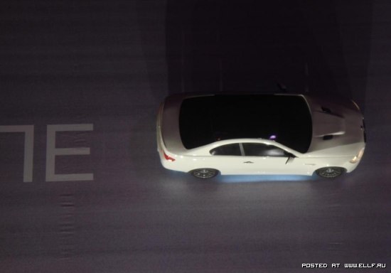 Рекламный мега-объект от BMW (10 фото)