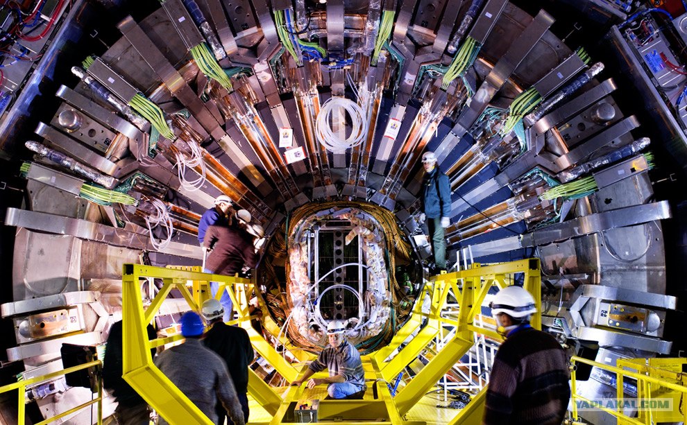 Большой адронный коллайдер, скоро запуск этой машины (20 фото) Большой адронный коллайдер, скоро запуск этой машины (20 фото)