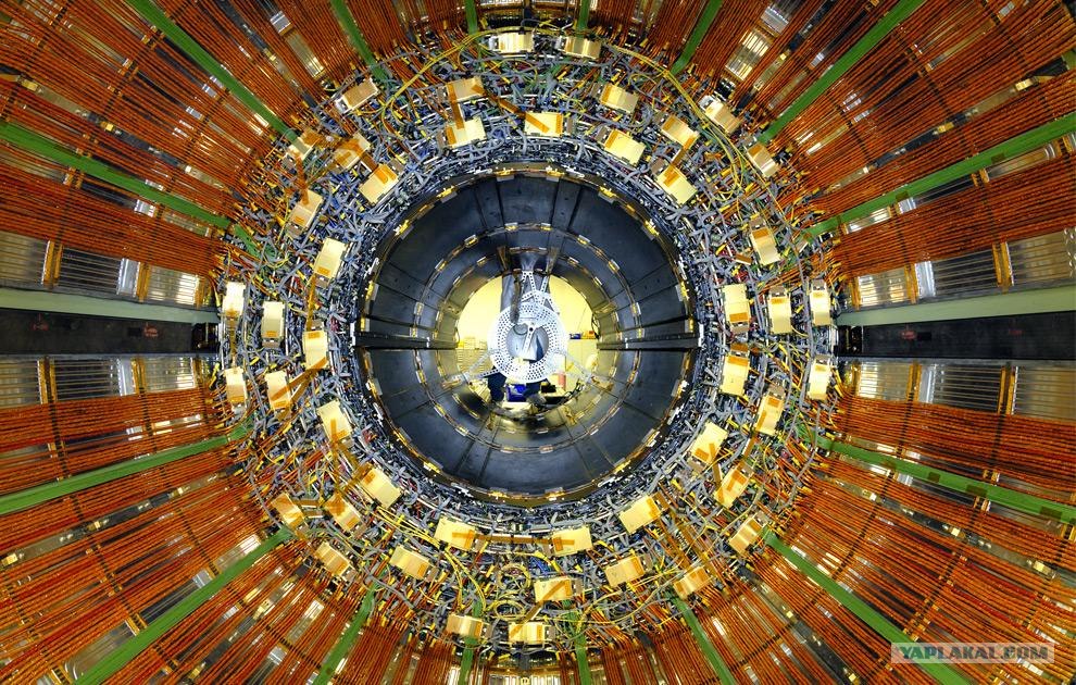 Большой адронный коллайдер, скоро запуск этой машины (20 фото) Большой адронный коллайдер, скоро запуск этой машины (20 фото)