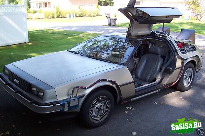 Машина времени De Lorean DMC-12 (11 фото) Машина времени De Lorean DMC-12 (11 фото)