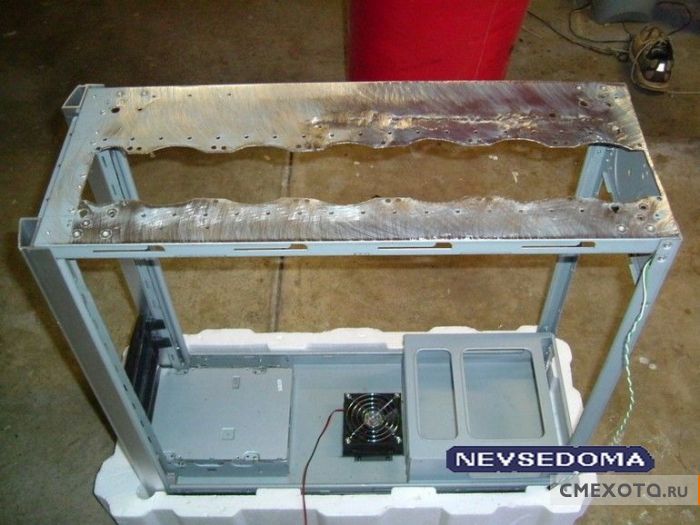 43 тб инфы в ATX корпусе (14 фото) 43 тб инфы в ATX корпусе (14 фото)