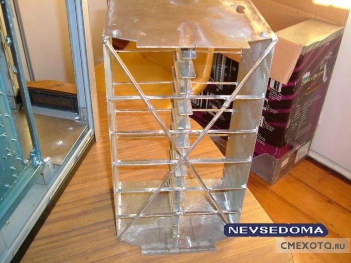 43 тб инфы в ATX корпусе (14 фото) 43 тб инфы в ATX корпусе (14 фото)