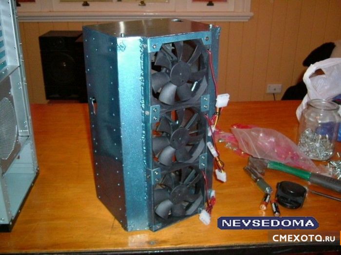 43 тб инфы в ATX корпусе (14 фото) 43 тб инфы в ATX корпусе (14 фото)