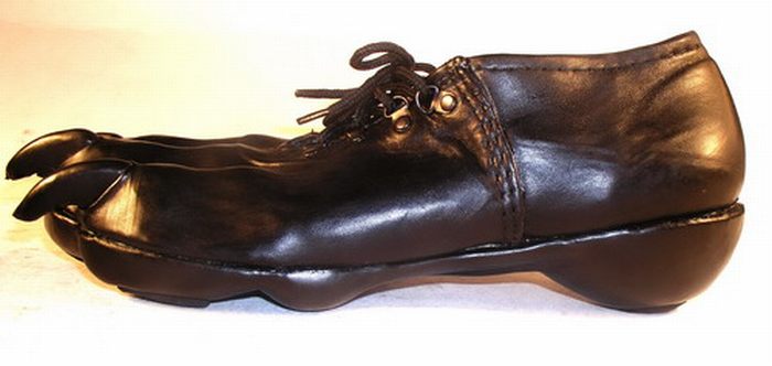 "Кошачьи Туфли" с когтями (4 фото) "Кошачьи Туфли" с когтями (4 фото)