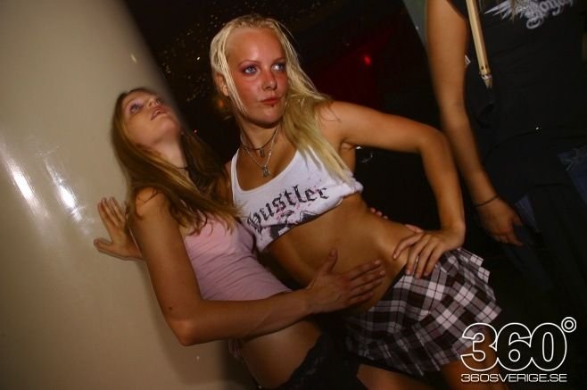 Шведские тусовщицы (37 фото из клубов) Шведские тусовщицы (37 фото из клубов)