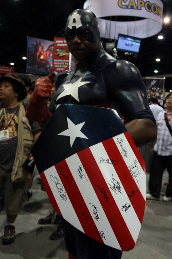 Герои комиксов - фестиваль костюмов (178 фото) Герои комиксов - фестиваль костюмов (178 фото)