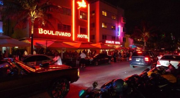 На каких тачках тусуются реальные парни (40 фото) На каких тачках тусуются реальные парни (40 фото)