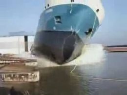 Спуск на воду больших кораблей